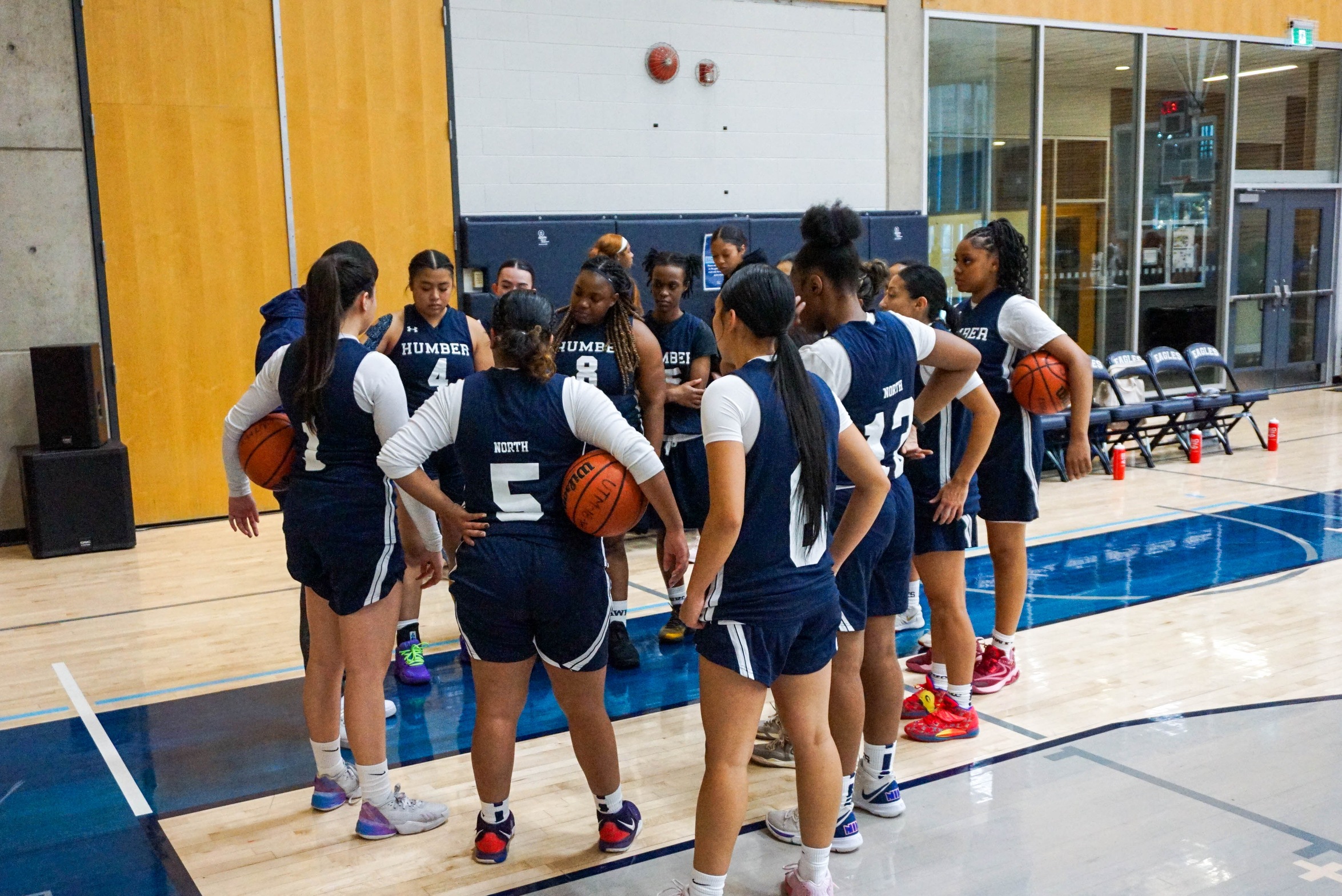 Women’s Basketball Opens Season at UTM Exhibition Match