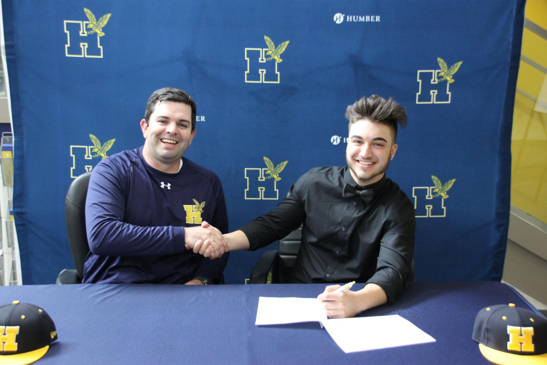 HAWKS ADD SOUTHPAW FOR 2016 SEASON