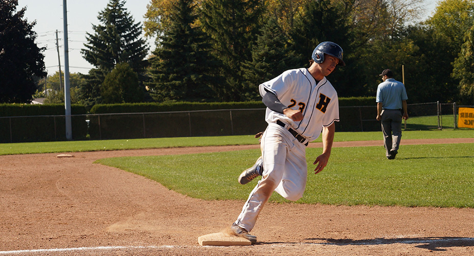 HAWKS SWEEP AWAY DURHAM IN DRAMATIC FASHION TO RUN STREAK TO 10