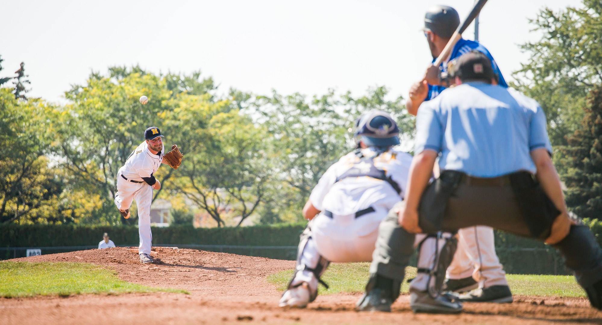 HAWKS SWEEP OF HUSKIES EXTENDS RUN TO FIVE STRAIGHT
