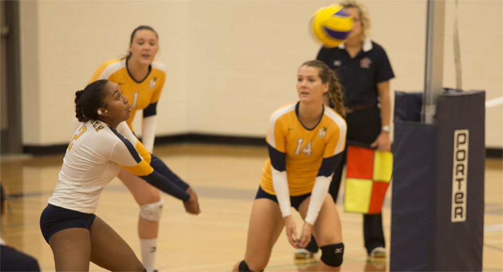 HAWKS SWEEP THE NORTH IN EARLY SEASON EXHIBITION PLAY