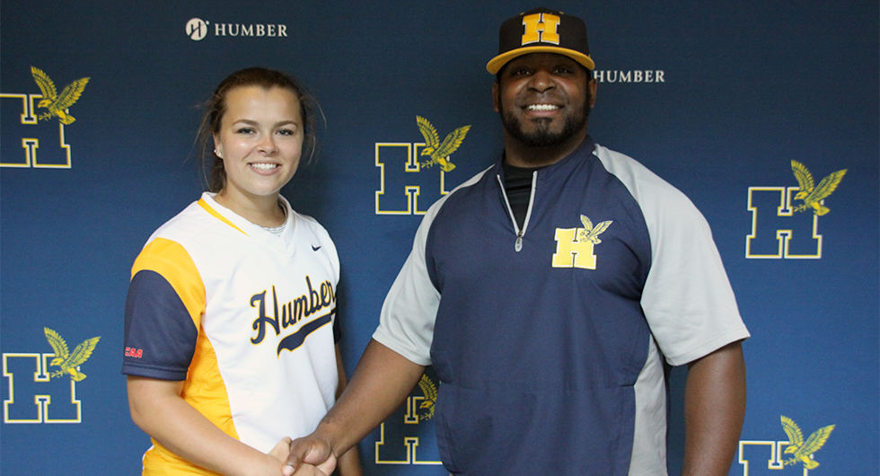 POWER BAT JACKLYN YEWCHYN JOINS HUMBER SOFTBALL