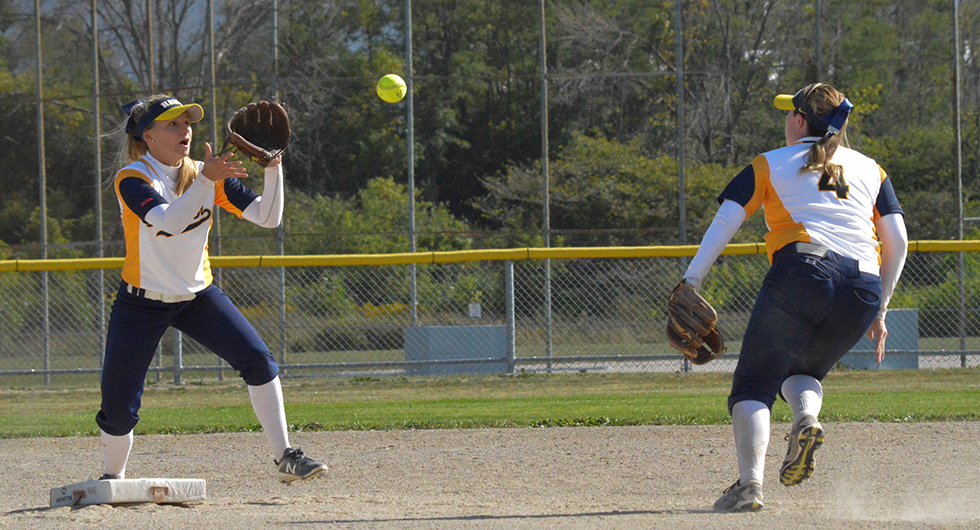HAWKS SPLIT DOUBLEHEADER WITH MOHAWK