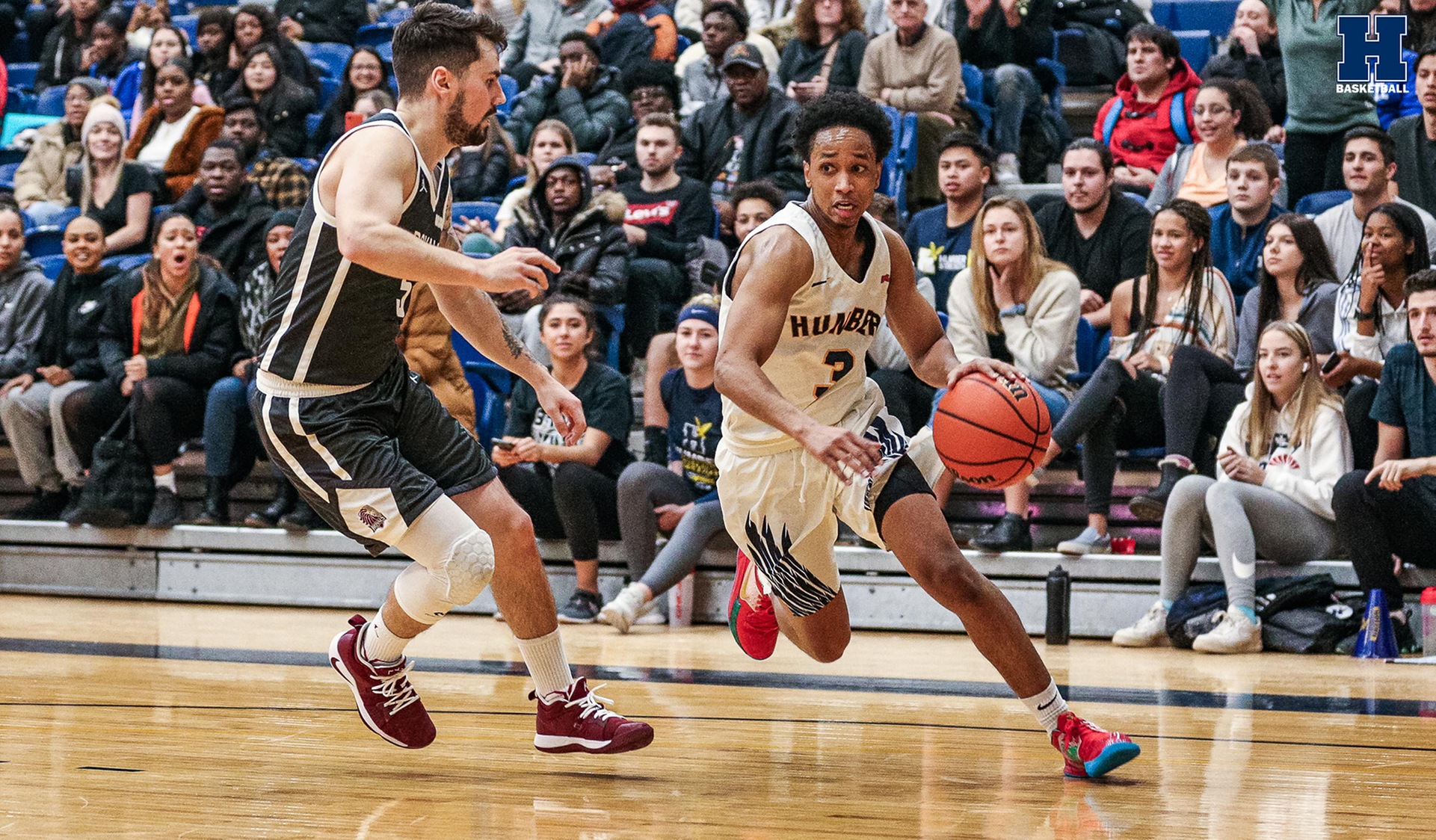 Lucky 13, No. 10 Men's Basketball Moves to Top of West Division