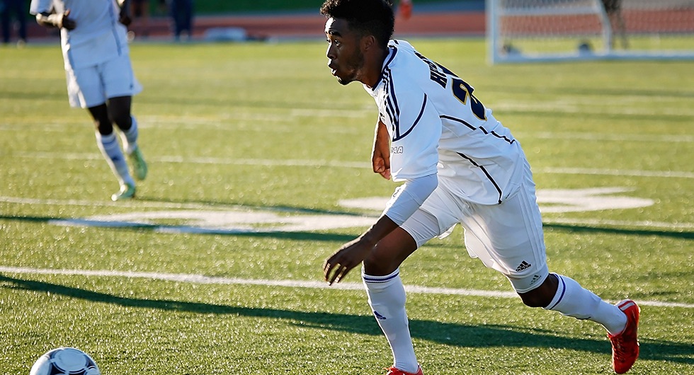 HAWKS TO FACE NEWCOMER U OF T - MISSISSAUGA