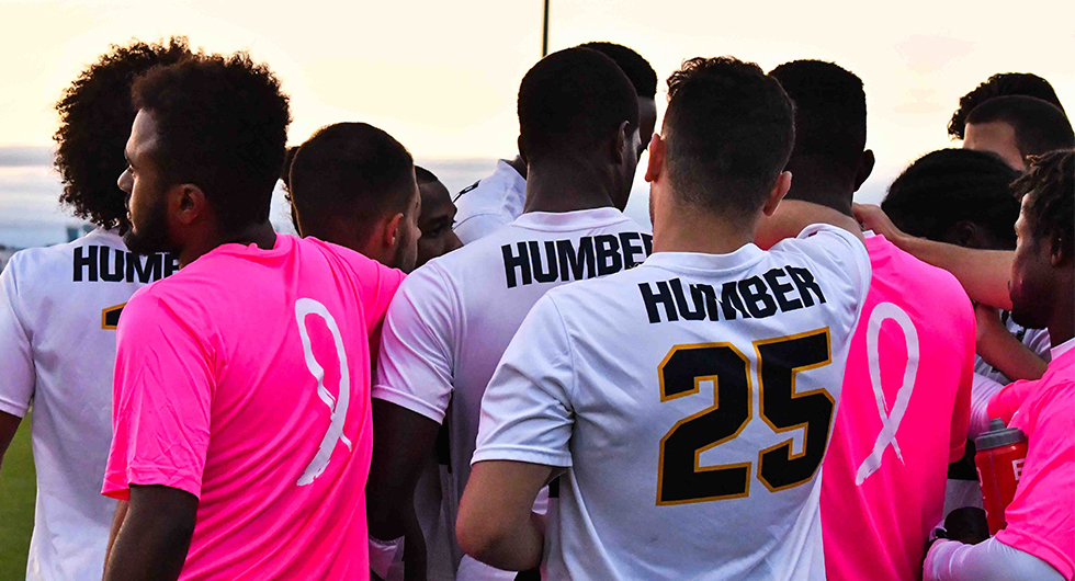 No. 1 HAWKS LOOK TO SECURE DIVISION TITLE WEDNESDAY