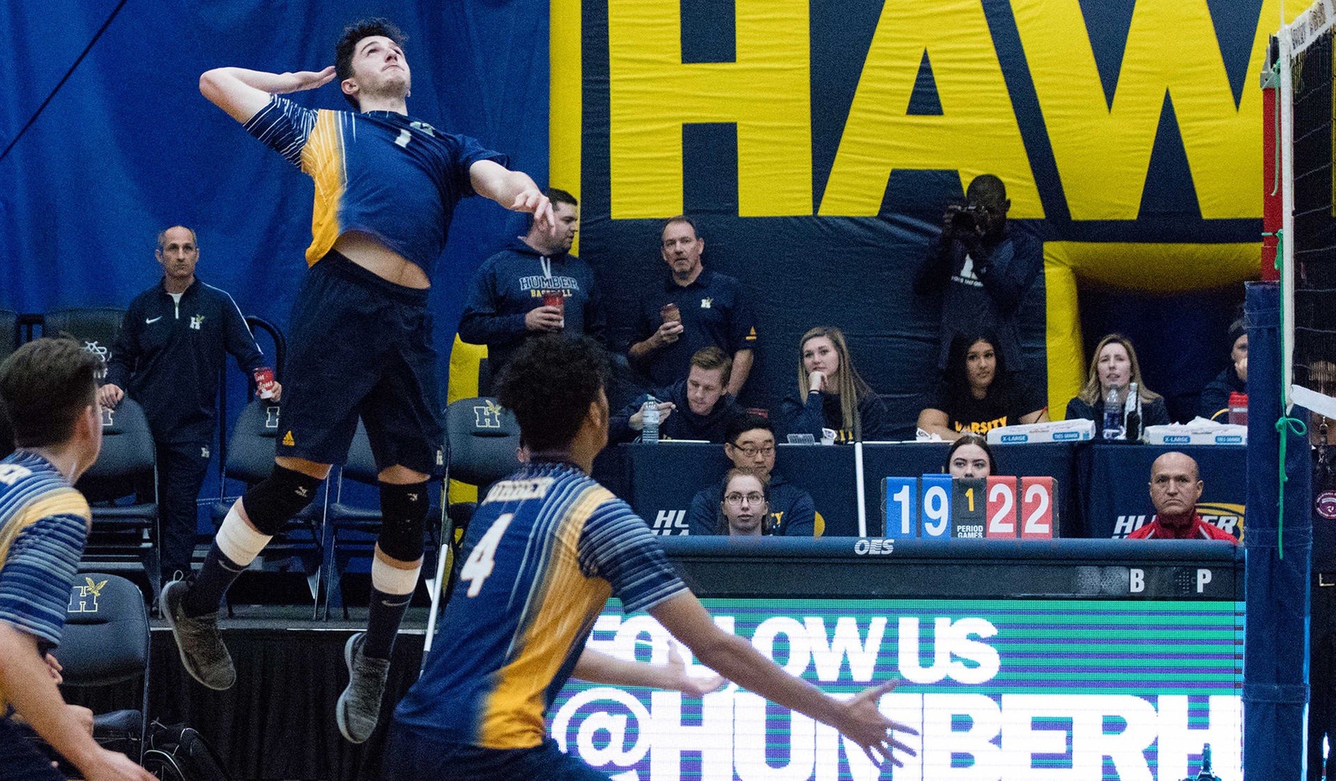 HAWKS MEN'S VOLLEYBALL WIN 2 OF 3 AT YORK UNIVERSITY TOURNAMENT