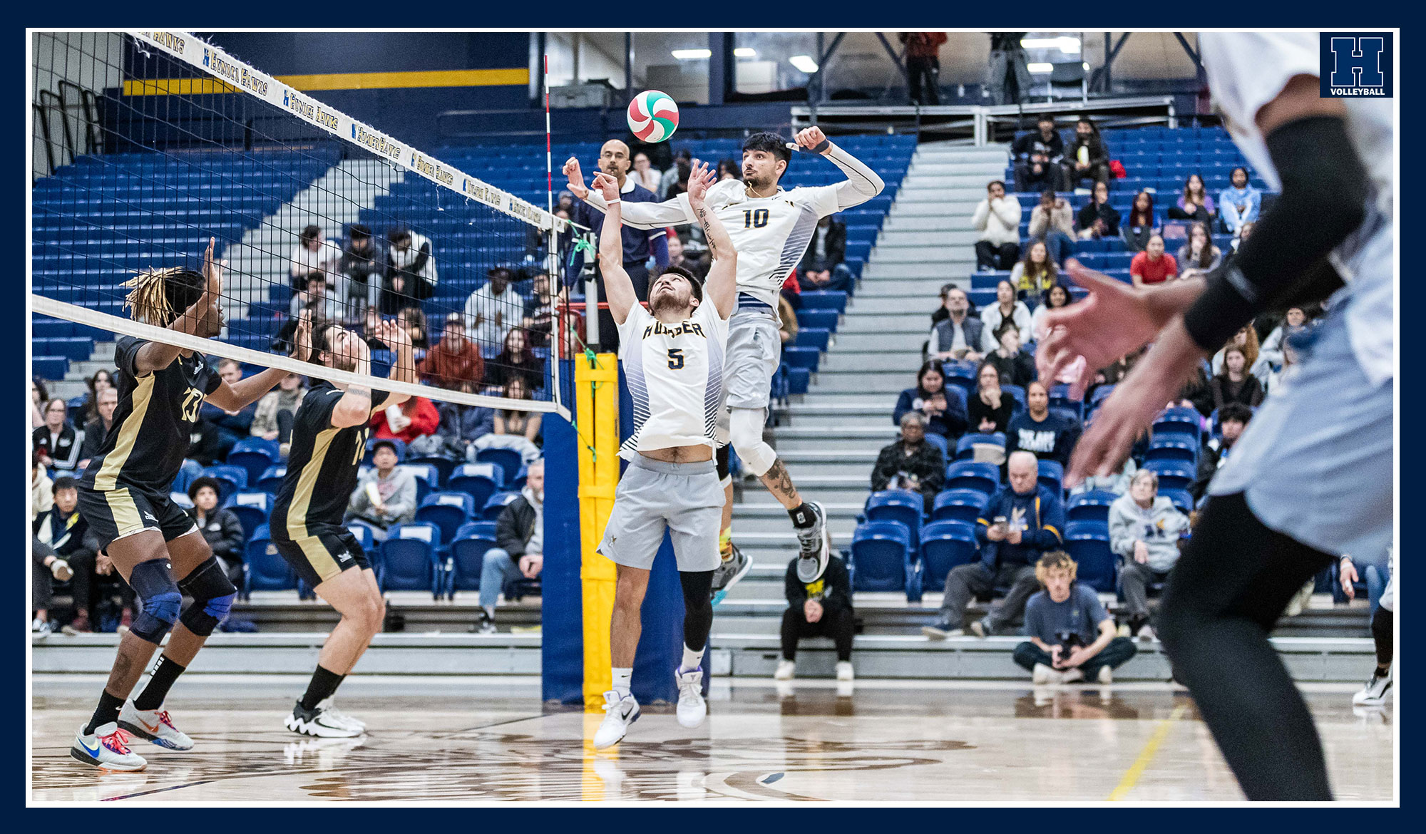 Men's Volleyball upsets No. 4 Conestoga on seniors night