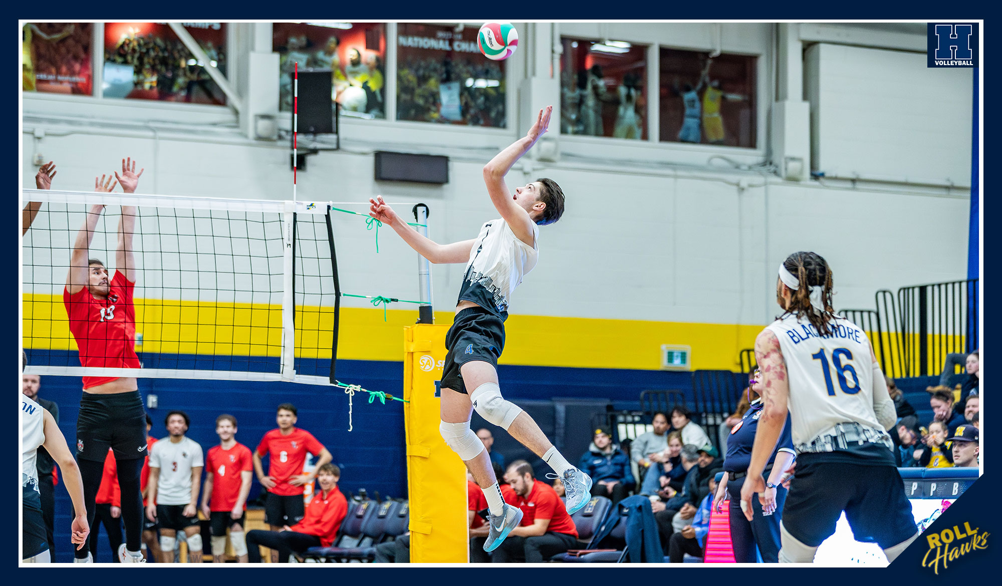 No. 3 Men's Volleyball rolls Seneca to open the postseason