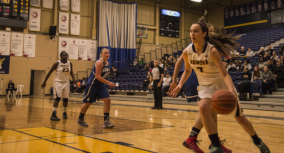 HAWKS CONTINUE WINNING WAYS AGAINST NIAGARA