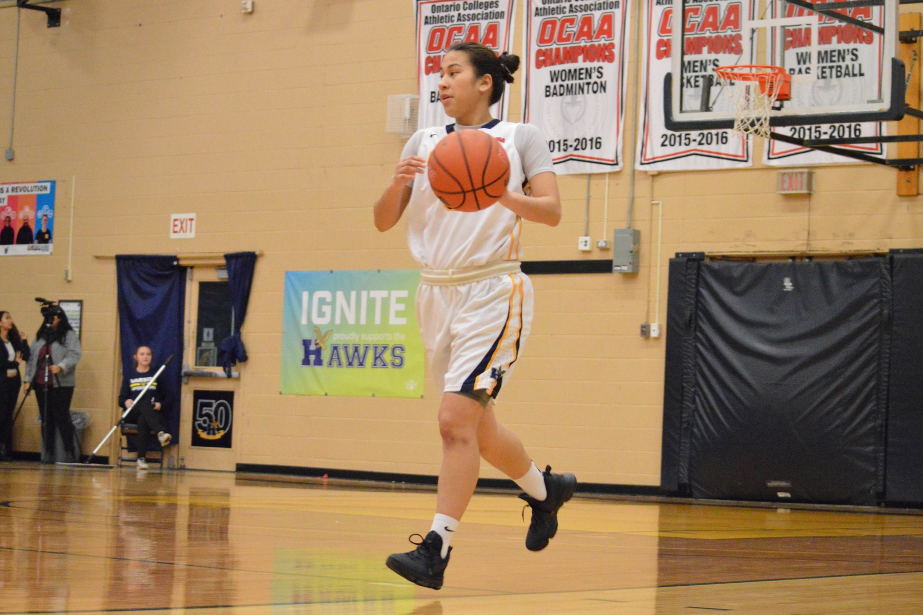 FAST START BURIES SAINTS