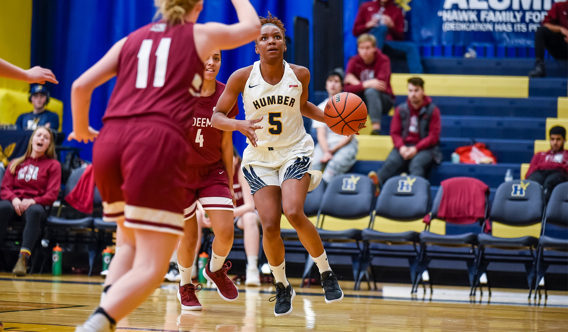 No. 11 WOMEN'S BASKETBALL EXTENDS STREAK TO SEVEN WITH WIN OVER REDEEMER