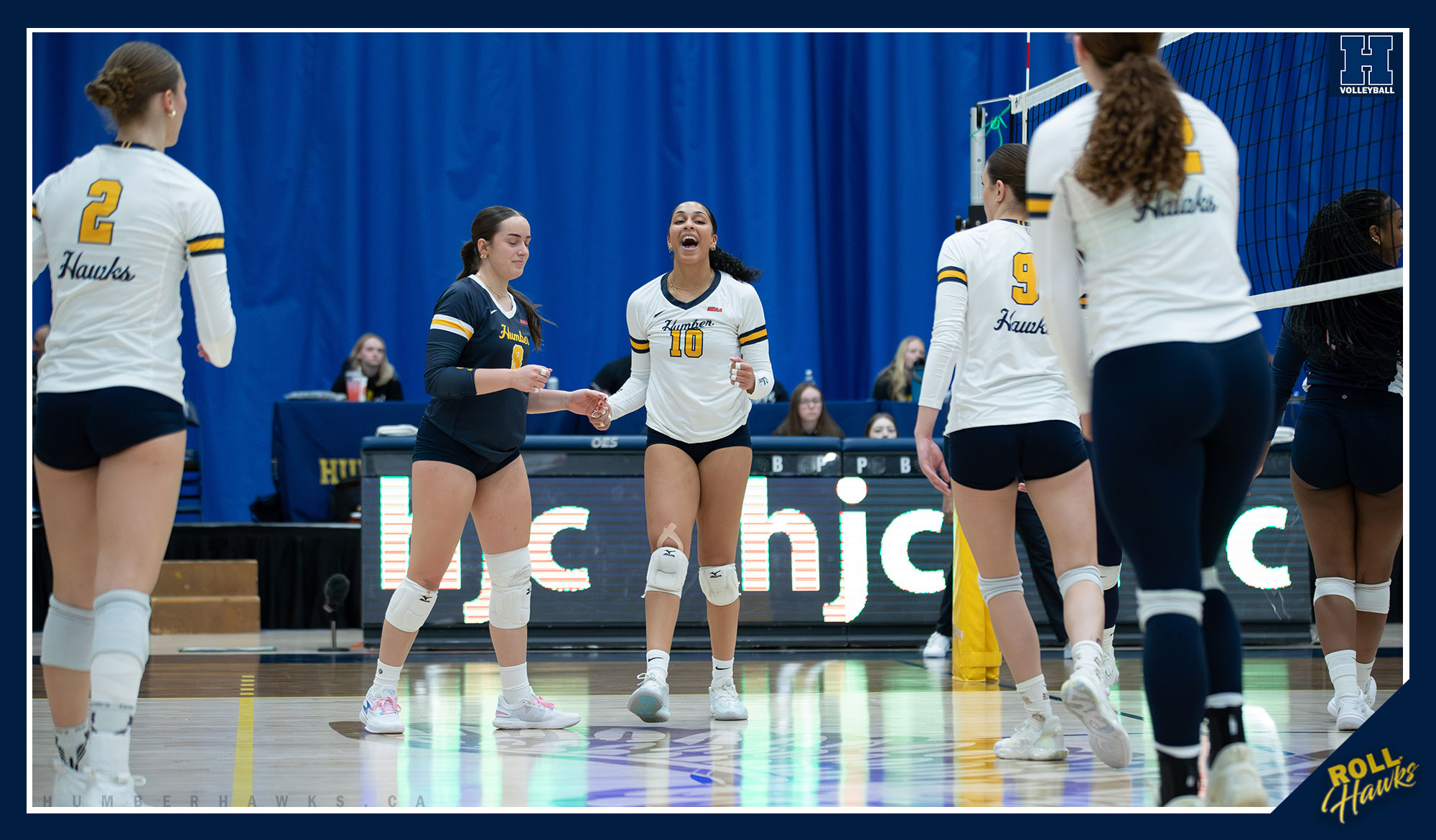 Straight set sweep for No. 3 Women's Volleyball to open the postseason