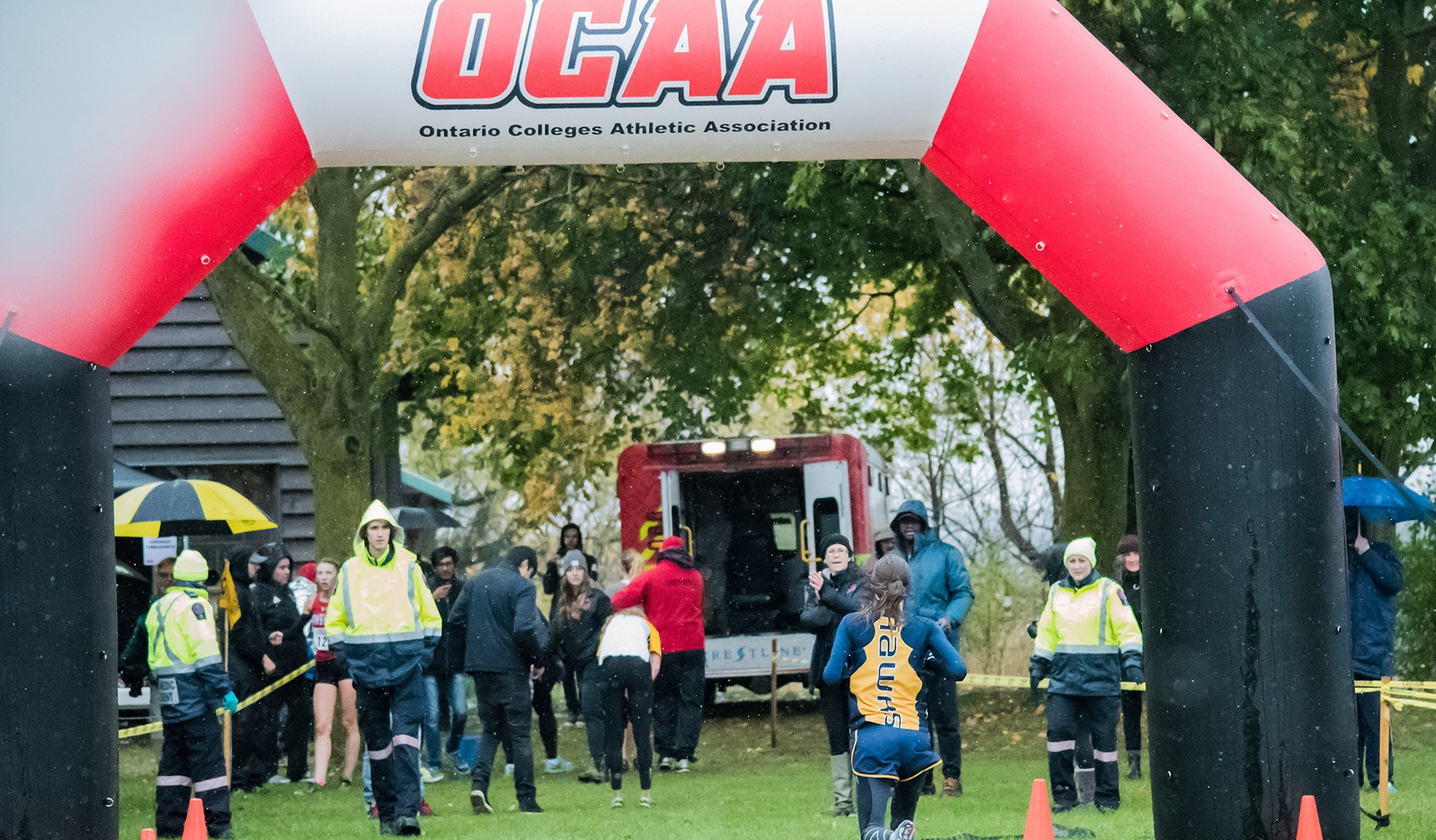 HAWKS XC WOMEN GRAB OCAA TEAM SILVER - SHUVERA INDIVIDUAL SILVER